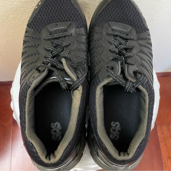 SAS Mission One Mens 10.5D Sneaker Black Lace Up Athletic Shoes Vibram Sole B7 - Picture 7 of 8